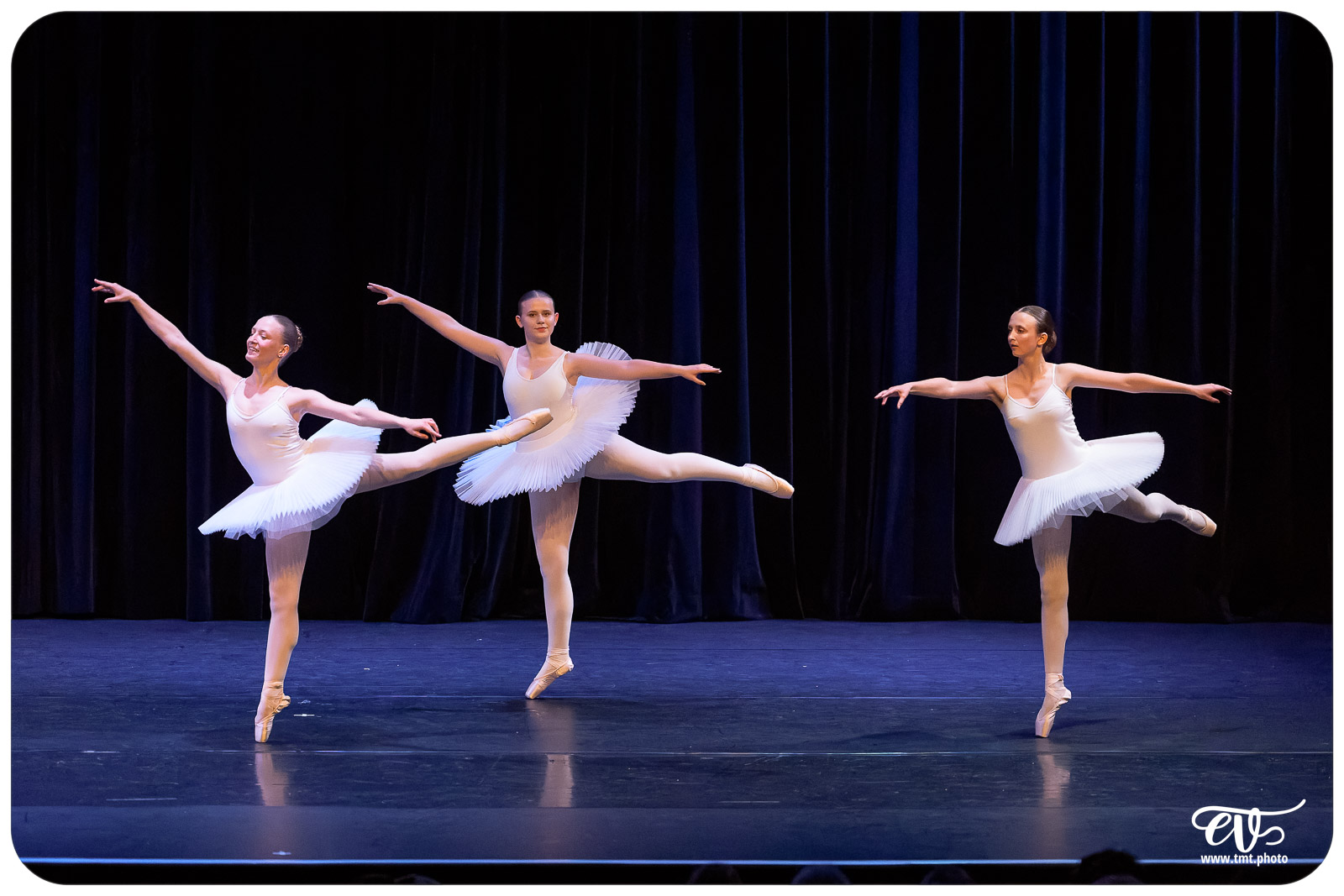 ECOLE DE DANSE CÉCILE ADAMOW
